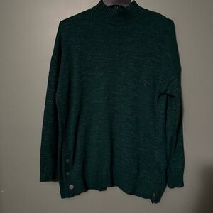 Women’s Mock Kneck Sweater